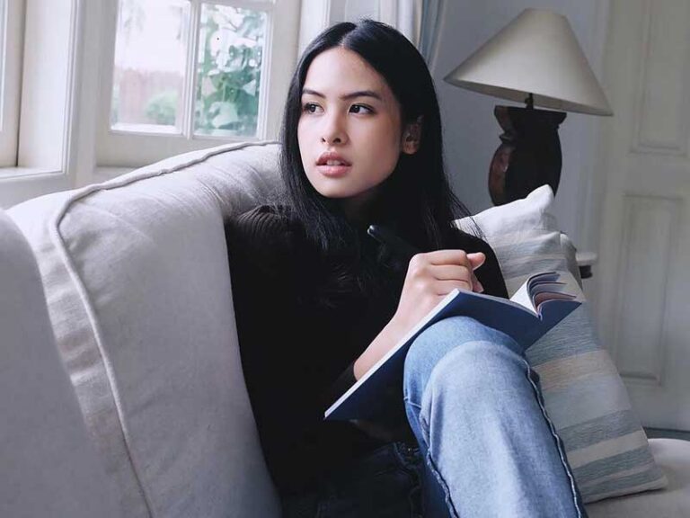 Maudy Ayunda