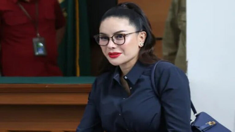 Nikita Mirzani Ajukan Gugatan Baru Rp114 Miliar ke Reza Gladys Disertai Sita Aset