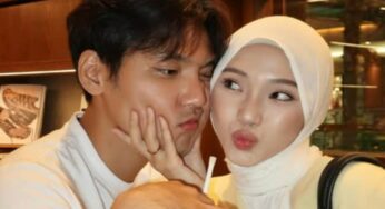 Diceraikan Na Daehoon, Jule Pamer Foto Tanpa Hijab Bareng Selingkuhan di Dalam Lift