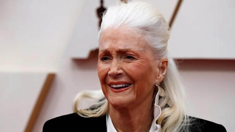 Penghormatan Bruce Dern untuk Mendiang Diane Ladd, Aktris Sejati dan Ibu yang Luar Biasa