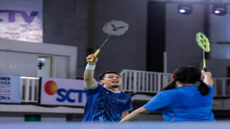 Ziva Magnolya dan Mohammad Ahsan tampil gemilang sebagai juara Badminton TOSI Season 4