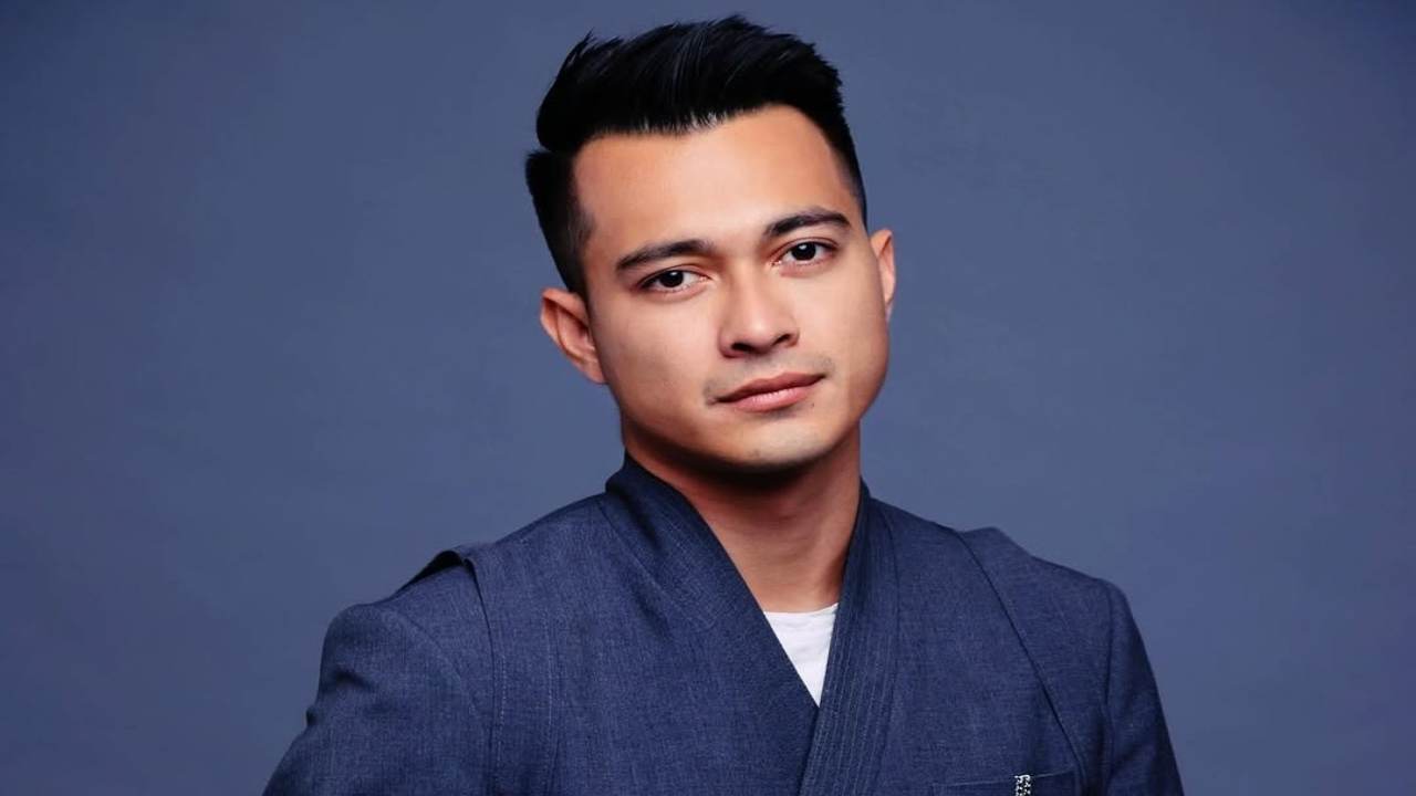 Eza Gionino Absen di Sidang Cerai: Pengacara Bongkar Alasan Sebenarnya