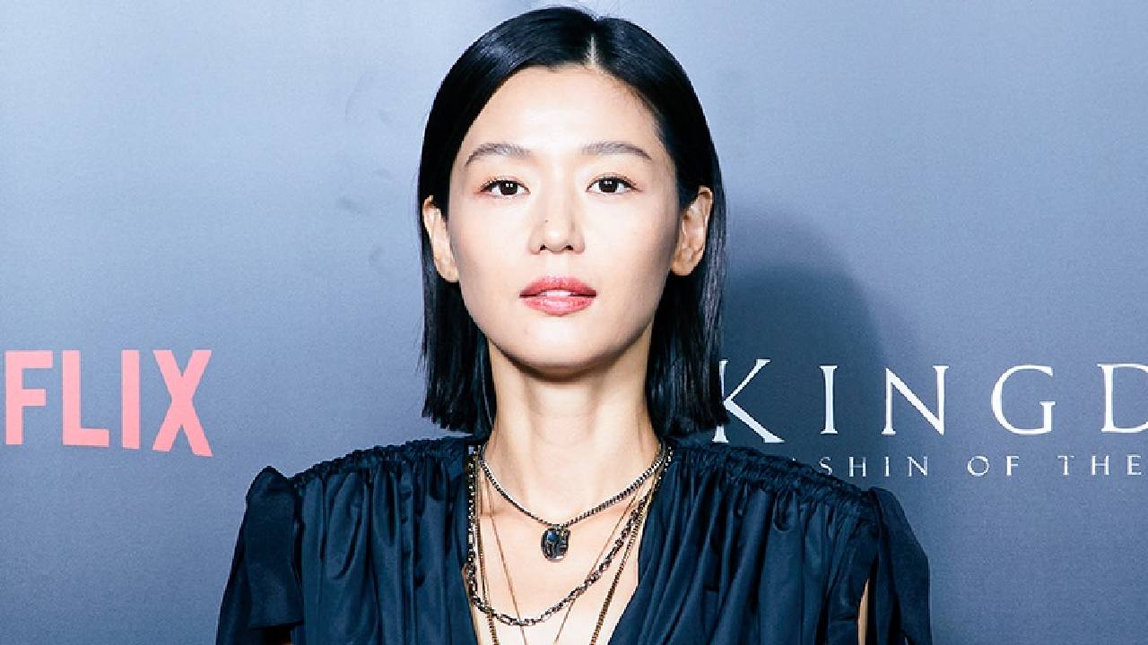 Jun Ji Hyun Pilih Jauh dari Media Sosial: Takut Salah dan Memicu Kontroversi