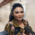 Kris Dayanti Buka Suara, Pernikahan Azriel Hermansyah dan Sarah Menzel Dipastikan Belum Digelar Tahun Ini